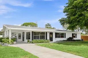 2723 Lynnhurst St, Sarasota, FL 34239 - Photo 1