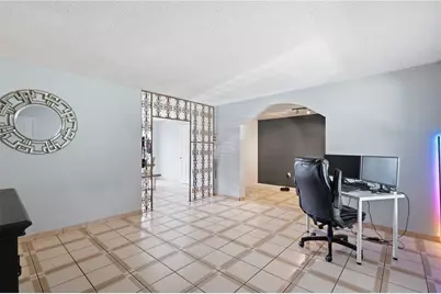802 Papaya Drive, Tampa, FL 33619 - Photo 39