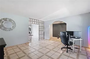 802 Papaya Dr, Tampa, FL 33619 - Photo 39