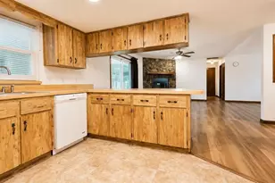 35025 Raintree Dr, Fruitland Park, FL 34731 - Photo 15