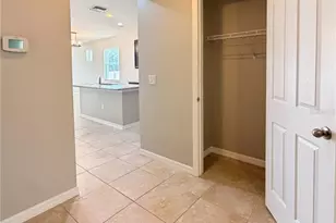 5022 Suncatcher Dr, Wesley Chapel, FL 33545 - Photo 9