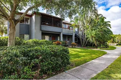10265 Gandy Boulevard N #1307, Saint Petersburg, FL 33702 - Photo 3