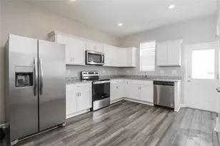 35483 Eastbrook Ave, Zephyrhills, FL 33541 - Photo 5