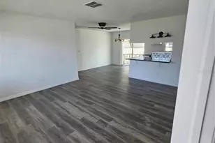 7840 Boca Ciega Dr, Saint Pete Beach, FL 33706 - Photo 5