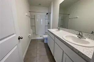 2883 Peony Pr Ln, Wesley Chapel, FL 33543 - Photo 23
