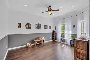1503 Yale Castle Ct, Ruskin, FL 33570 - Photo 9