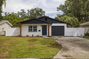 209 SE Monroe Cir N, Saint Petersburg, FL 33703 - Photo 1
