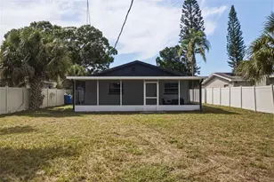 209 SE Monroe Cir N, Saint Petersburg, FL 33703 - Photo 31