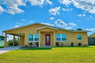 815 Juniper Ln, Melbourne, FL 32901 - Photo 1