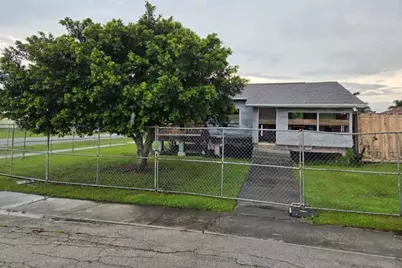 397 Annona Avenue, Pahokee, FL 33476 - Photo 9