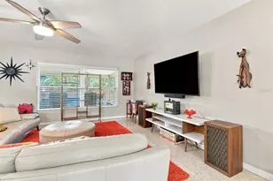 1631 Elizabeth Ln, Clearwater, FL 33755 - Photo 9