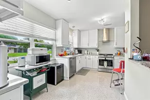 1631 Elizabeth Ln, Clearwater, FL 33755 - Photo 13