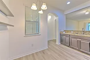 5116 Bay Isle Cir, Clearwater, FL 33760 - Photo 9