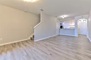 5116 Bay Isle Cir, Clearwater, FL 33760 - Photo 11