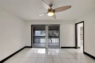6301 Newtown Cir, Tampa, FL 33615 - Photo 45