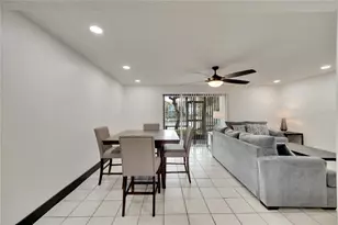6301 Newtown Cir, Tampa, FL 33615 - Photo 17
