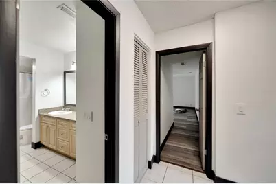 6301 Newtown Circle #1A4, Tampa, FL 33615 - Photo 39