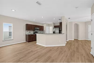 7876 Carriage Pointe Drive, Gibsonton, FL 33534 - Photo 11