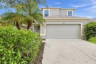 7876 Carriage Pointe Dr, Gibsonton, FL 33534 - Photo 1