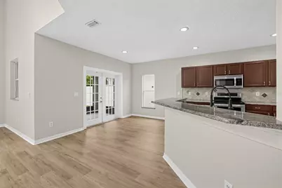 7876 Carriage Pointe Drive, Gibsonton, FL 33534 - Photo 13