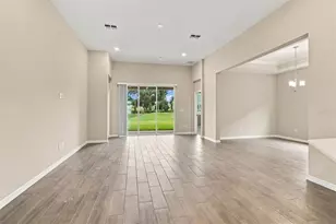 1247 Honeycomb Pl, Seffner, FL 33584 - Photo 11
