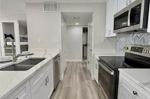 450 S Gulfview Blvd, Clearwater Beach, FL 33767 - Photo 11
