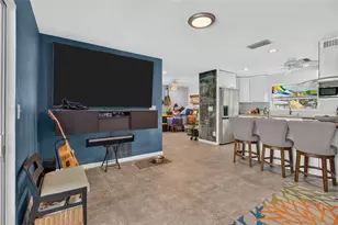 11420 Oval Dr W, Largo, FL 33774 - Photo 9