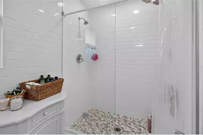 11420 Oval Drive W, Largo, FL 33774 - Photo 19