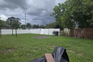 8202 Dahlia Ave, Tampa, FL 33619 - Photo 3