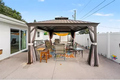 8911 113th Street, Seminole, FL 33772 - Photo 19