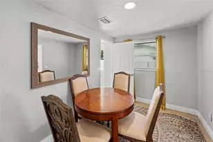 8911 113th St, Seminole, FL 33772 - Photo 5