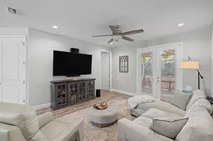 224 W Emily St, Tampa, FL 33603 - Photo 11