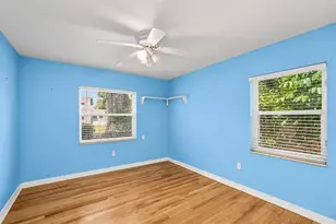 206 17th Ave NE, Saint Petersburg, FL 33704 - Photo 17