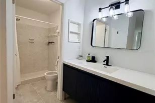 6015 Laketree Ln, Temple Terrace, FL 33617 - Photo 15