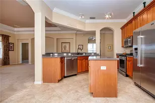 446 Noble Faire Dr, Sun City Center, FL 33573 - Photo 9