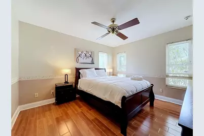 7542 Harbor View Way, Seminole, FL 33776 - Photo 29