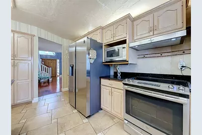 7542 Harbor View Way, Seminole, FL 33776 - Photo 17