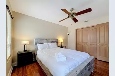7542 Harbor View Way, Seminole, FL 33776 - Photo 27