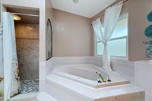7542 Harborview Way, Seminole, FL 33776 - Photo 51