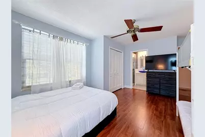 7542 Harbor View Way, Seminole, FL 33776 - Photo 43