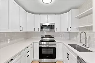 4115 Fairfield Ave S, Saint Petersburg, FL 33711 - Photo 5