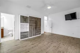651 Saxony Blvd, Saint Petersburg, FL 33716 - Photo 31