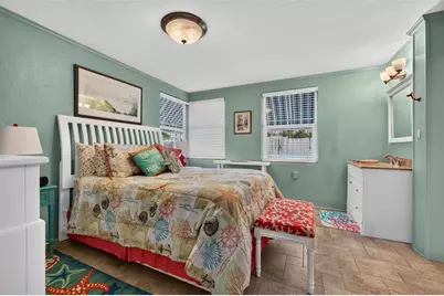 114 81st Street, Bradenton Beach, FL 34217 - Photo 15
