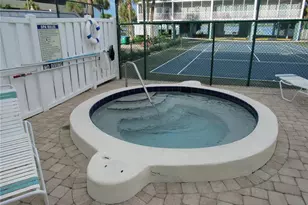 901 Gulf Dr S, Bradenton Beach, FL 34217 - Photo 21