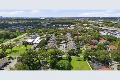 5824 Idle Forest Place, Tampa, FL 33614 - Photo 35