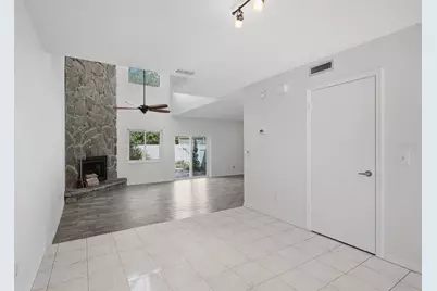 5824 Idle Forest Place, Tampa, FL 33614 - Photo 11