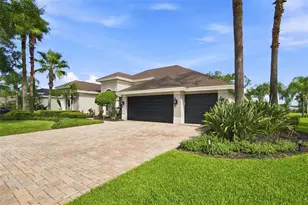 23610 Gracewood Cir, Land O Lakes, FL 34639 - Photo 3