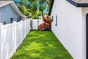 2185 Little Brook Ln, Clearwater, FL 33763 - Photo 37