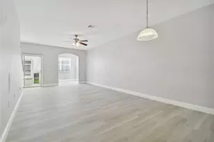 3430 High Hampton Cir, Tampa, FL 33610 - Photo 29