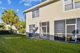 3430 High Hampton Cir, Tampa, FL 33610 - Photo 37
